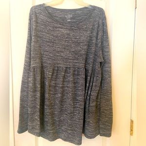 Maternity long sleeve shirt